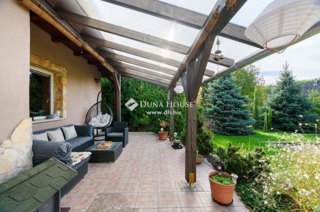 Eladó családi ház, Herceghalomon 230 M Ft, 2+3 szobás