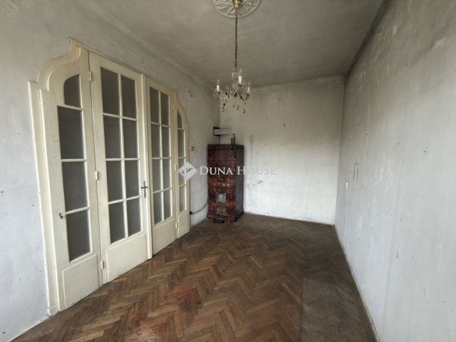 Eladó téglalakás, Budapesten, XVIII. kerületben 89 M Ft