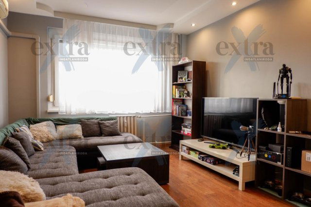 Eladó panellakás, Szegeden 45 M Ft, 2 szobás