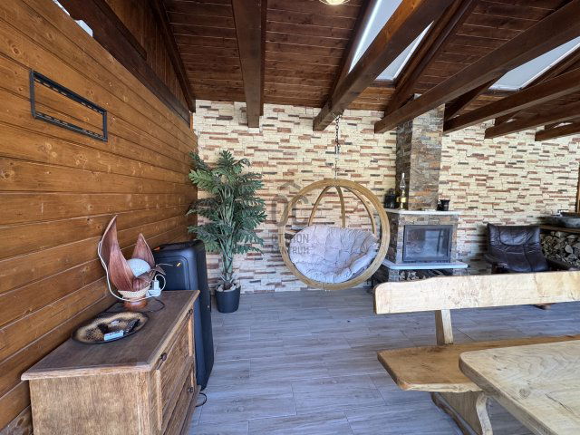 Eladó családi ház, Érden 280 M Ft, 5 szobás