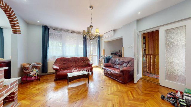Eladó családi ház, Encsen 63.5 M Ft, 7 szobás