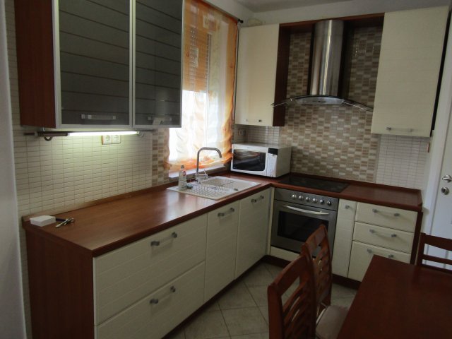 Kiadó téglalakás, albérlet, Debrecenben 215 E Ft / hó