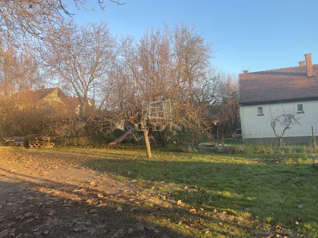 Eladó családi ház, Telkin 94.9 M Ft, 3 szobás