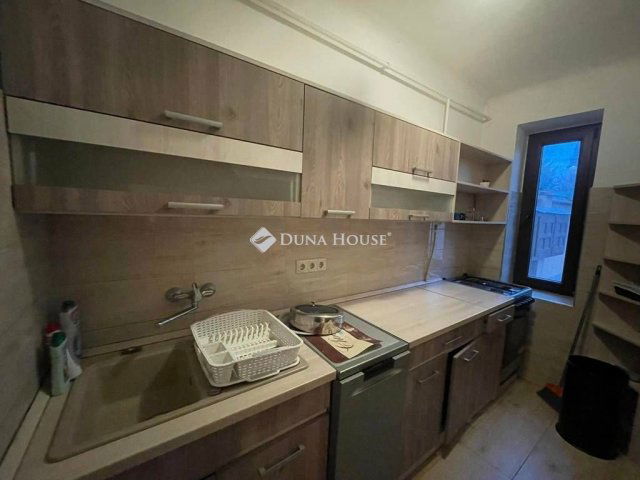 Eladó üzlethelyiség, Izsákon 95.9 M Ft / költözzbe.hu