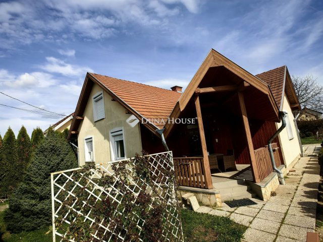Eladó családi ház, Lentiben 65 M Ft, 3 szobás