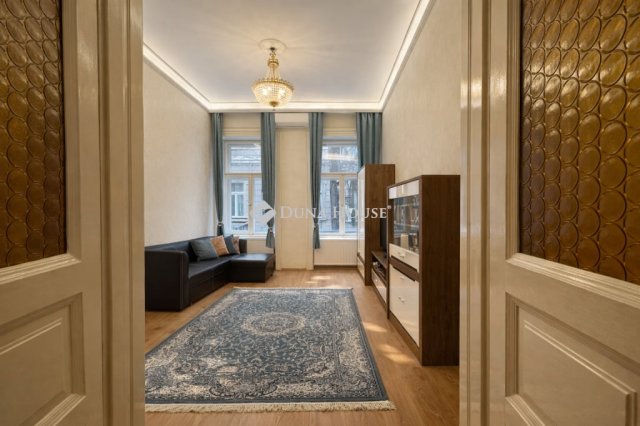 Eladó téglalakás, Budapesten, XIV. kerületben 95.5 M Ft