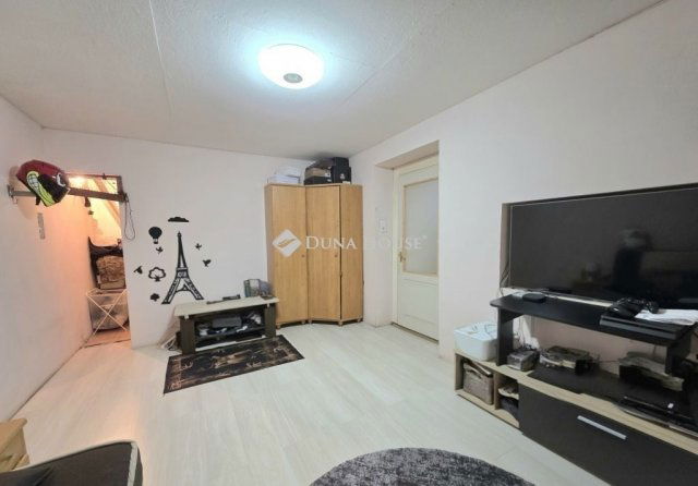Eladó családi ház, Tápiószecsőn 39 M Ft, 2 szobás
