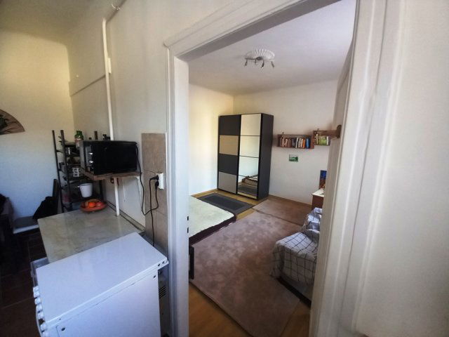 Eladó téglalakás, Budapesten, IX. kerületben 39.8 M Ft, 1 szobás