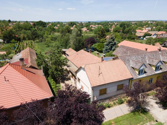 Eladó családi ház, Érsekvadkerten 42.9 M Ft, 4 szobás