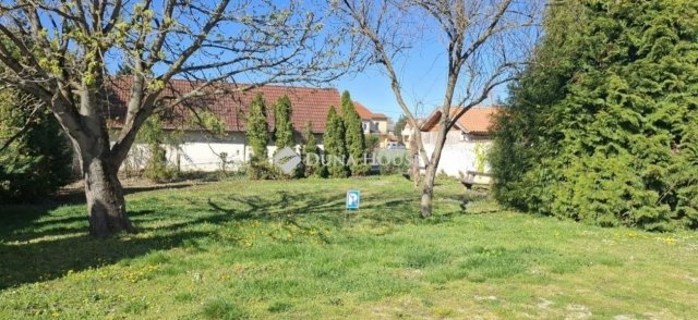 Eladó téglalakás, Harkányban 38 M Ft, 1+1 szobás