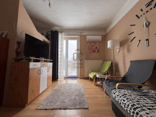 Eladó téglalakás, Fóton 52.99 M Ft, 1 szobás