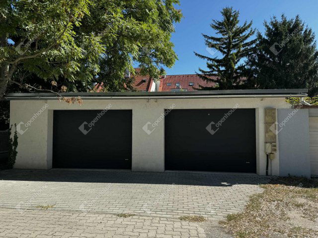 Eladó garázs, Székesfehérvárott 26 M Ft / költözzbe.hu