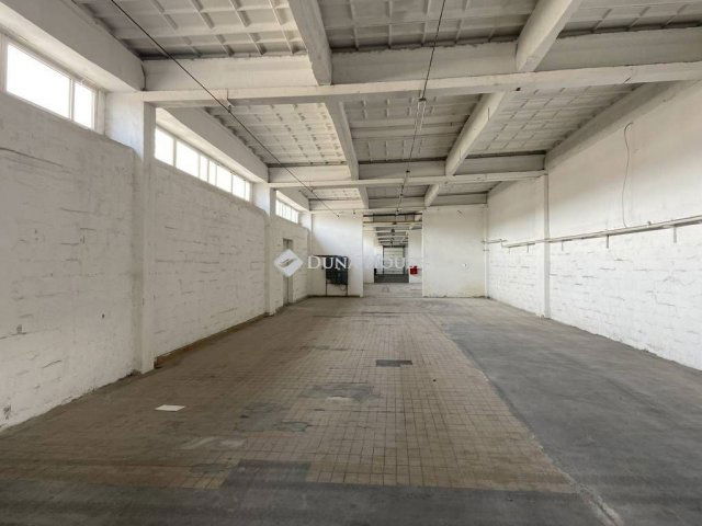 Kiadó ipari ingatlan, Tatán 4833 E Ft / hó / költözzbe.hu