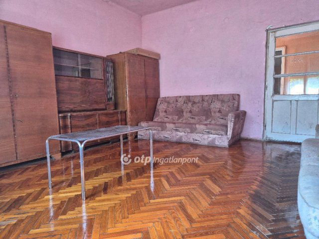 Eladó családi ház, Nyíribronyon 7 M Ft, 3 szobás