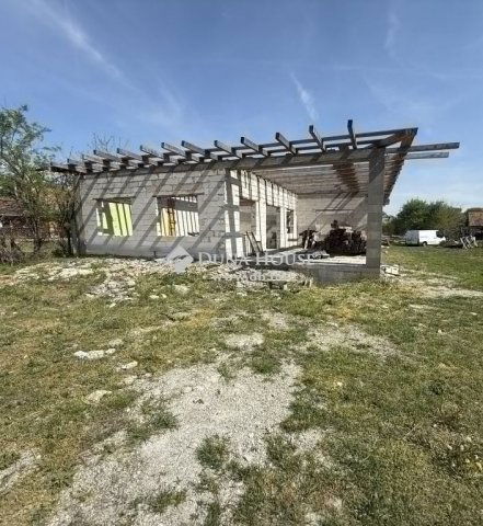 Eladó családi ház, Pilisen 44.9 M Ft, 4 szobás