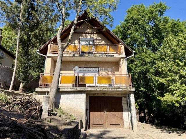Eladó családi ház, Leányfaluban 69.9 M Ft, 2 szobás