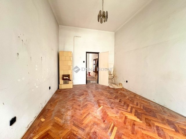 Eladó téglalakás, Budapesten, VII. kerületben 61.5 M Ft