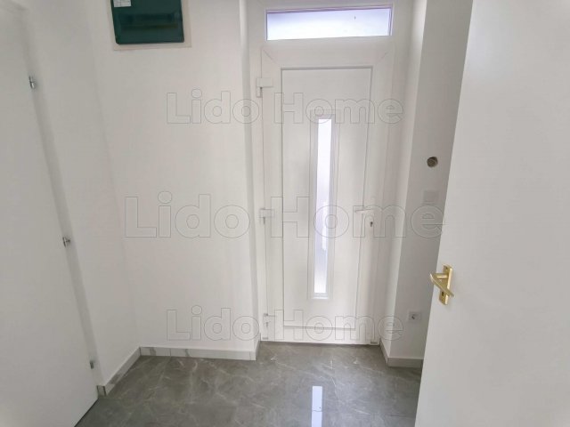 Kiadó üzlethelyiség, Téten 120 E Ft / hó, 1 szobás