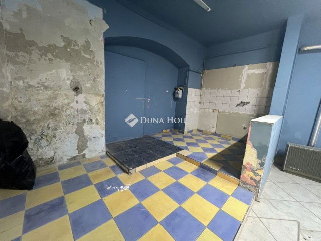 Eladó családi ház, Budapesten, VIII. kerületben 329 M Ft