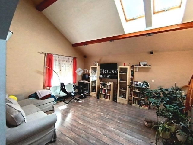 Eladó családi ház, Pilisen 59.9 M Ft, 4 szobás