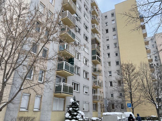 Eladó panellakás, Budapesten, XXI. kerületben 54.9 M Ft