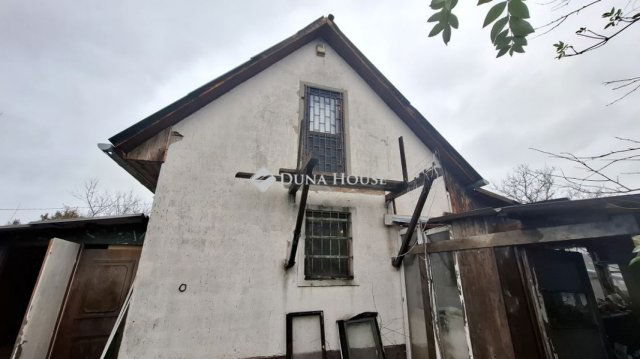 Eladó családi ház, Bagon 35 M Ft, 2 szobás