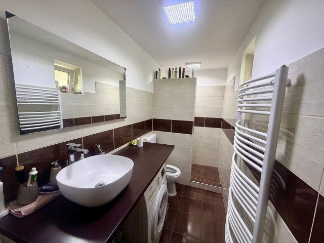 Eladó családi ház, Pusztaszabolcson 54.9 M Ft, 3 szobás