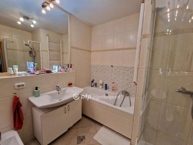 Eladó téglalakás, Budapesten, II. kerületben 280 M Ft, 3 szobás