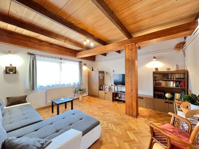 Eladó téglalakás, Kaposváron, Rákóczi téren 54.5 M Ft