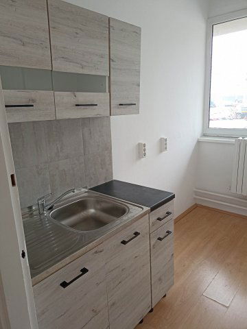 Kiadó iroda, Pécsett 107 E Ft / hó / költözzbe.hu