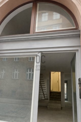 Eladó ipari ingatlan, Budapesten, VII. kerületben 54 M Ft