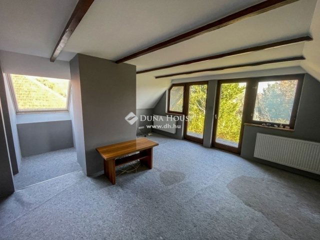 Eladó családi ház, Ecseren 84.9 M Ft, 6 szobás