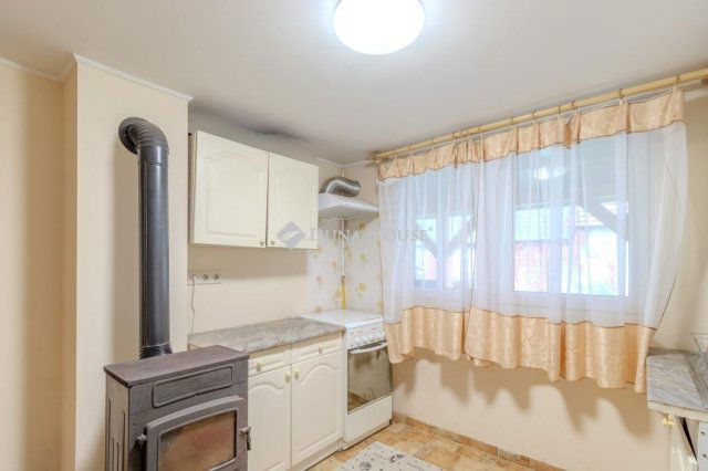 Eladó családi ház, Cserépfaluban 58 M Ft, 4 szobás