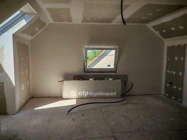 Eladó családi ház, Hatvanban 50 M Ft, 2+2 szobás