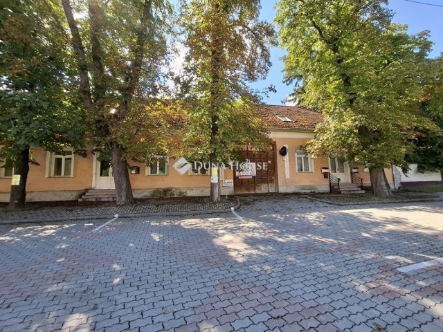 Eladó üzlethelyiség, Dömösön 149.9 M Ft, 12 szobás