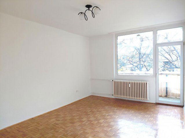 Eladó téglalakás, Tatabányán 42.5 M Ft, 2 szobás