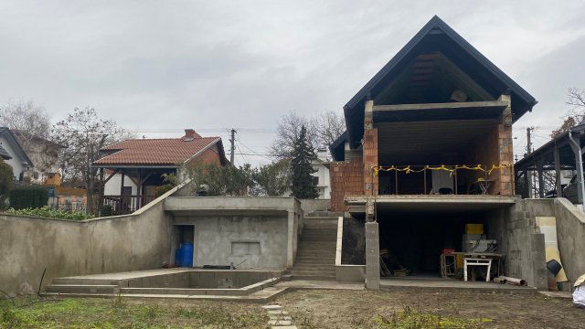 Eladó családi ház, Szigetszentmiklóson 141.8 M Ft, 2 szobás