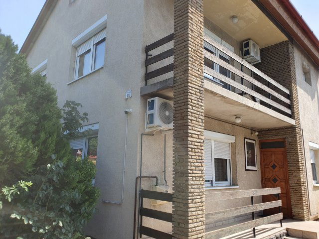 Eladó családi ház, Tapolcán 84.9 M Ft, 4+1 szobás