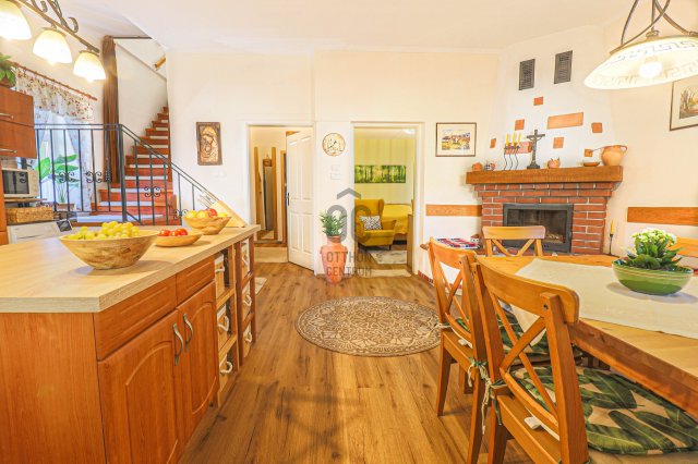 Eladó ikerház, Sopronban 128 M Ft, 4 szobás