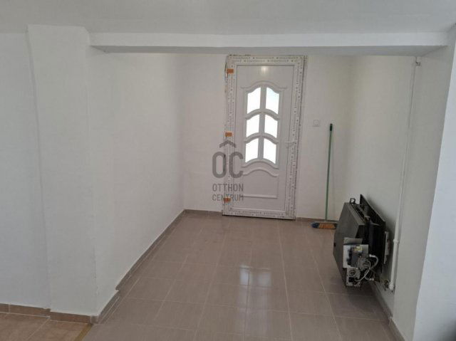 Eladó családi ház, Pándon 28.9 M Ft, 3 szobás