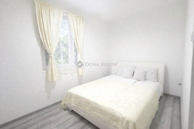 Eladó családi ház, Kecskeméten 94.99 M Ft, 5 szobás