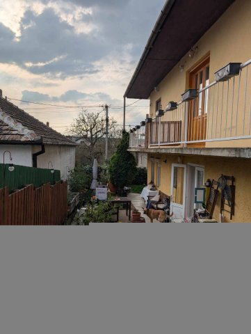 Eladó családi ház, Hévízen 118 M Ft, 4 szobás