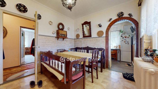 Eladó családi ház, Tokajban 29 M Ft, 3 szobás