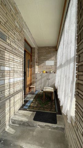 Eladó családi ház, Nyúlon 64.9 M Ft, 5 szobás