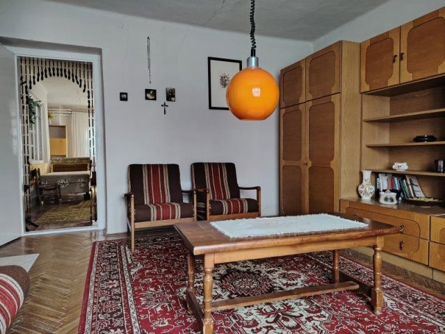 Eladó családi ház, Hosszúhetényen 42.5 M Ft, 3 szobás