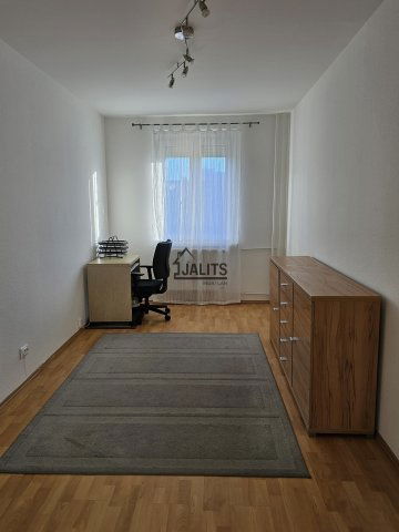 Kiadó panellakás, albérlet, XV. kerületben, Kőrakás parkban