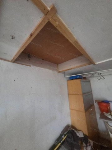 Eladó garázs, Oroszlányban 5.8 M Ft, 1 szobás