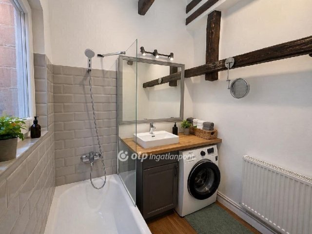 Eladó téglalakás, Budapesten, XII. kerületben 109 M Ft