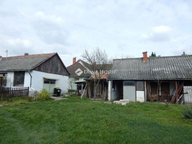 Eladó családi ház, Enyingen 19.9 M Ft, 3 szobás