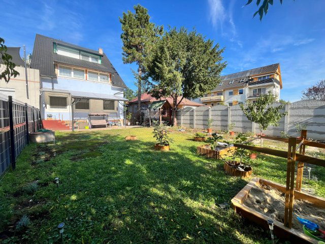 Eladó téglalakás, Budapesten, XIV. kerületben 148 M Ft, 4 szobás